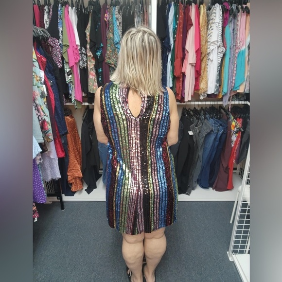 Torrid Mini Sequin Trapeze Dress - Size 00 (10/12) - Picture 4 of 11